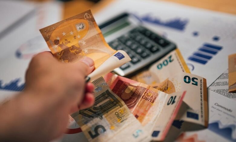 calculating and paying attorney fees